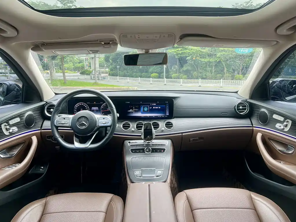 Mercedes-Benz E-Class E 2020 E 300 L Sport Fashion