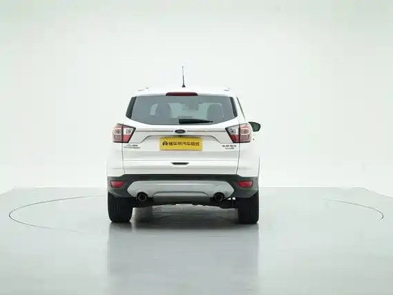 Ford Kuga — миниатюра 7