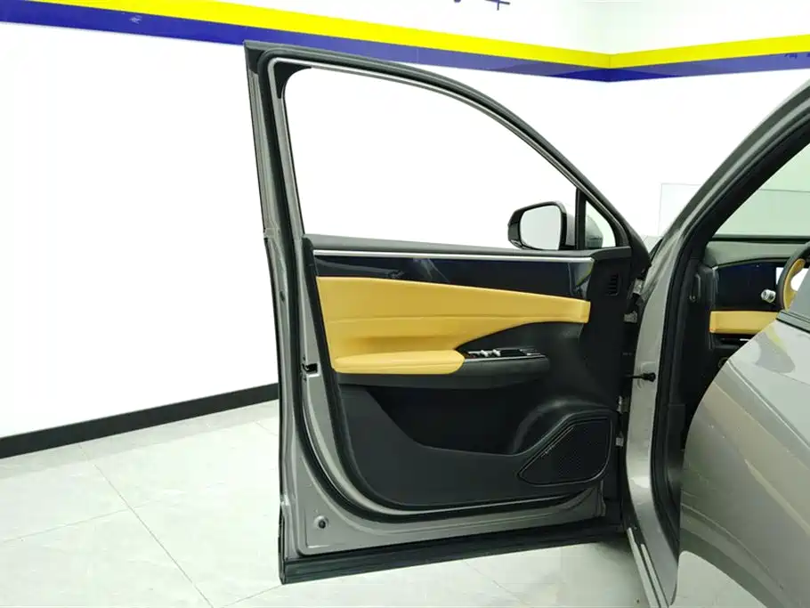 GEELY GALAXY GALAXY L7