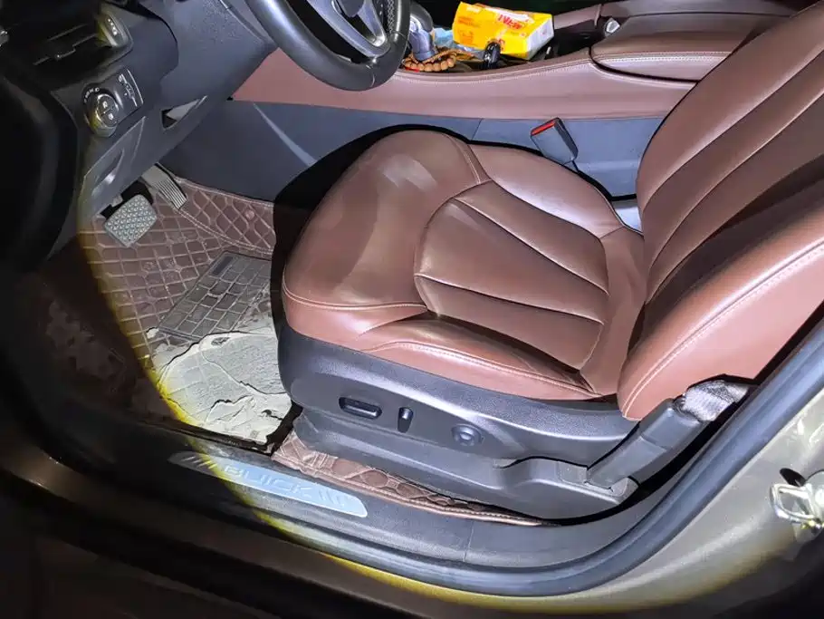 Buick Envision Plus — миниатюра 9