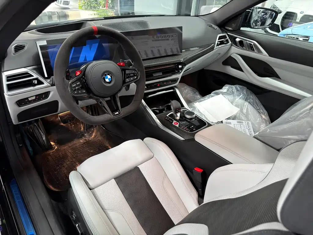 BMW M4 2024 M4 M xDrive