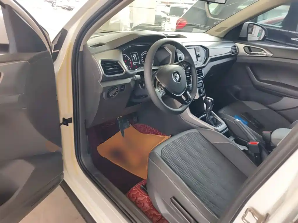 Volkswagen T-Cross — миниатюра 16