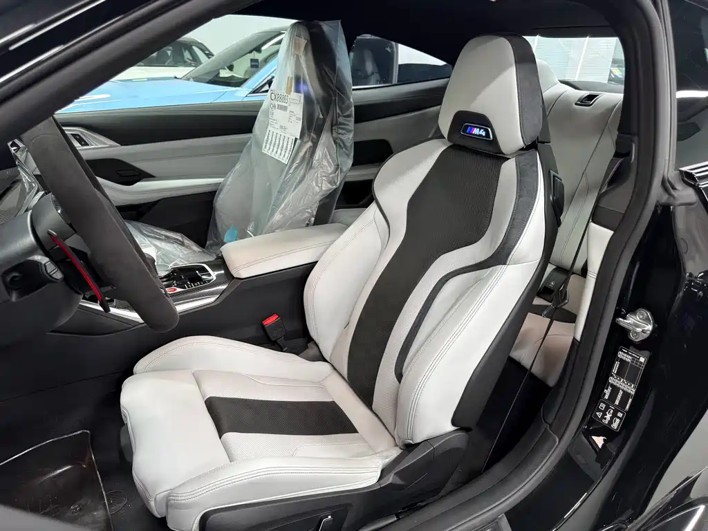 BMW M4 2024 M4 M xDrive