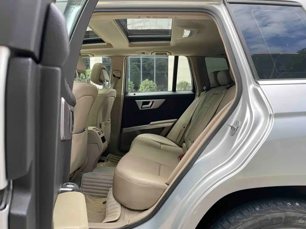 Mercedes-Benz GLK-Class (Import) — миниатюра 12