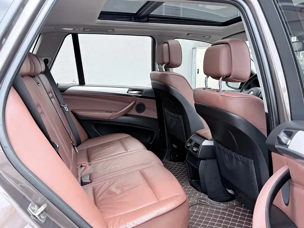 BMW X5 (Import) — миниатюра 13