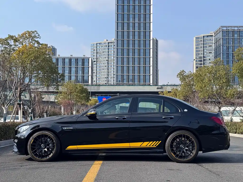 MERCEDES-BENZ C CLASS AMG