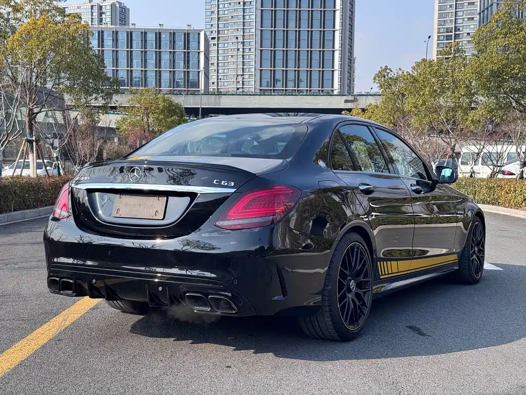 MERCEDES-BENZ C CLASS AMG