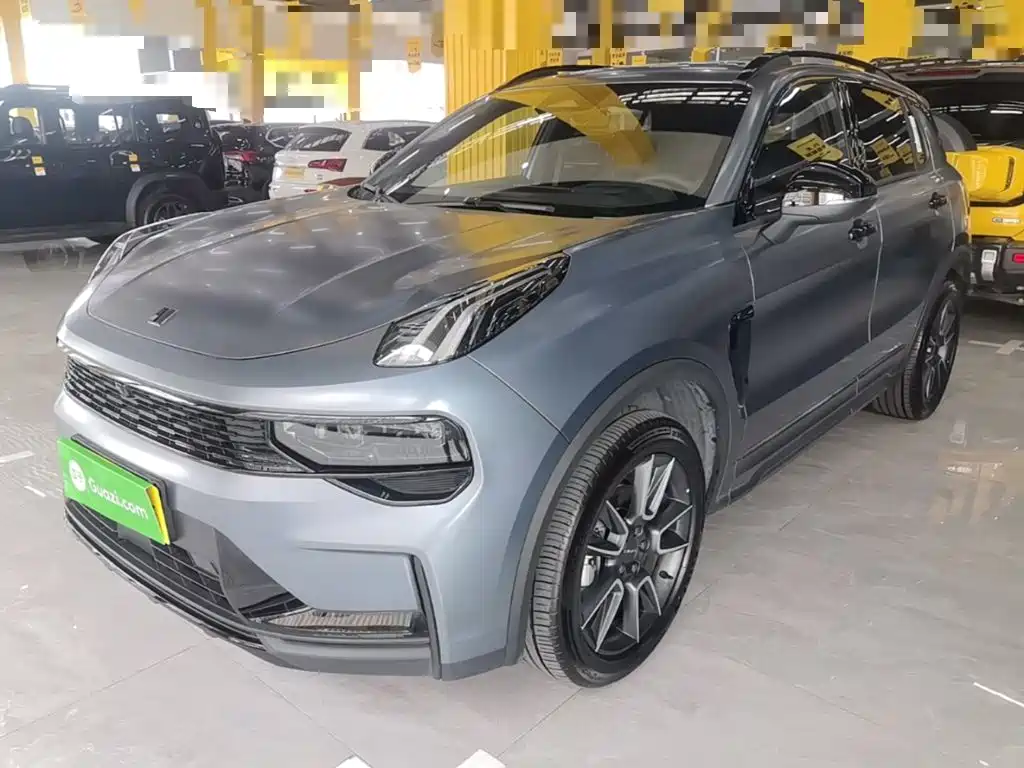 Lynk & Co 01 — миниатюра 2