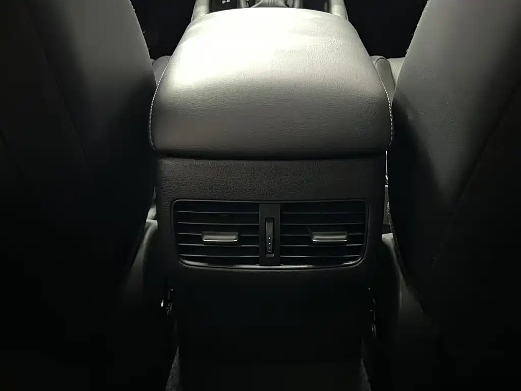 Mazda 3 Axela — миниатюра 8