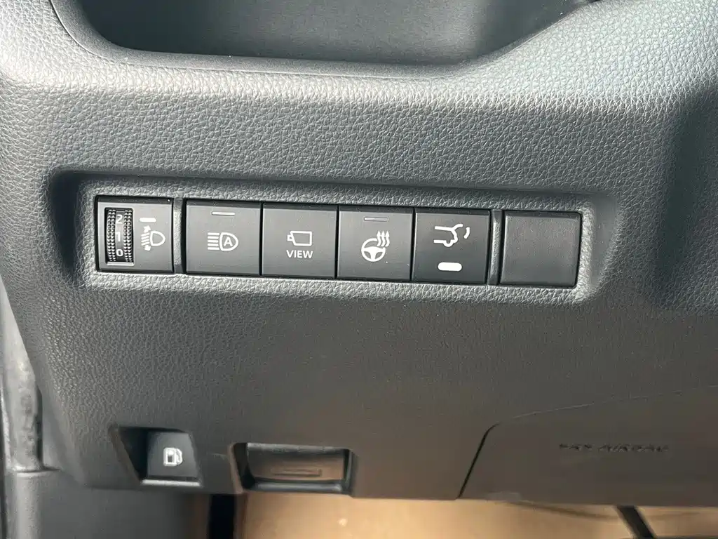 Toyota RAV4 Prime — миниатюра 18