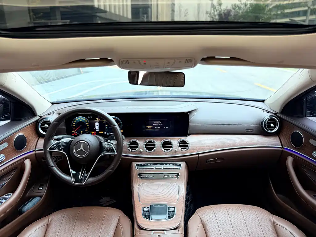 Mercedes-Benz E-Class E 2023 E 300 L Fashion