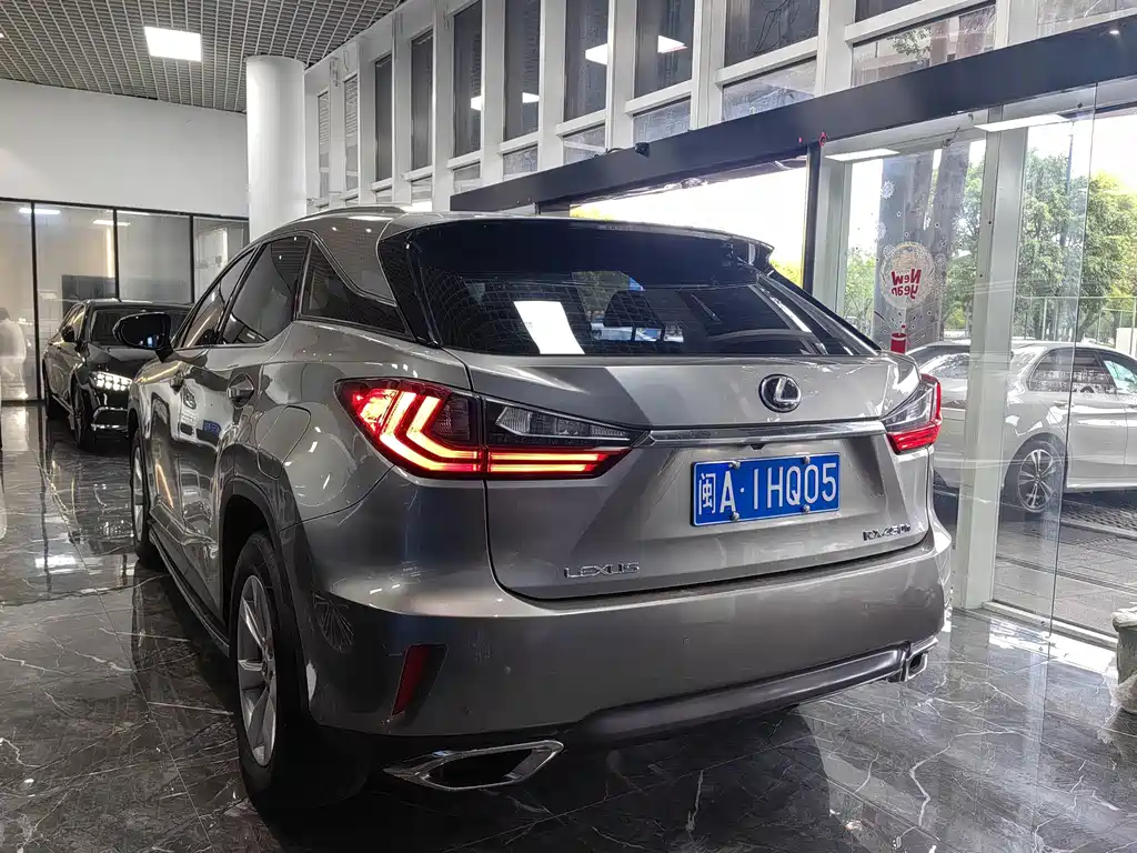 Lexus RX — миниатюра 4