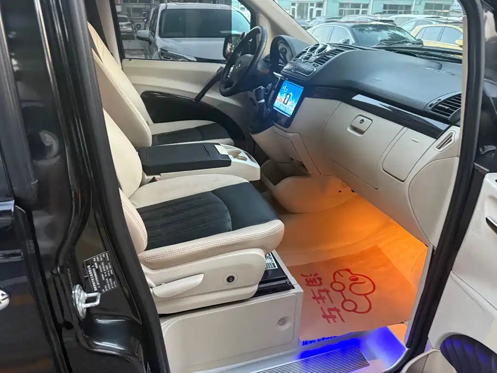 Mercedes-Benz Viano — миниатюра 19