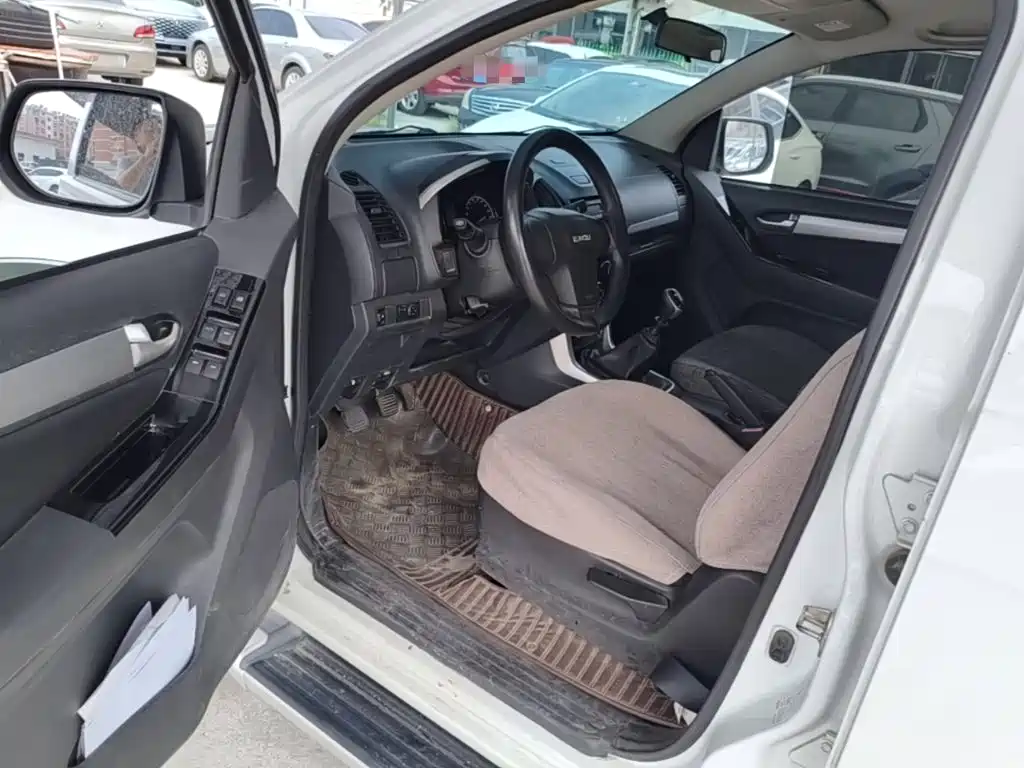 Isuzu Lingtuo — миниатюра 16