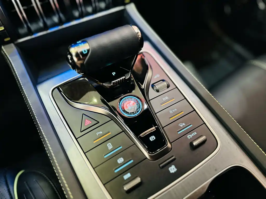BYD Yuan Plus — миниатюра 26