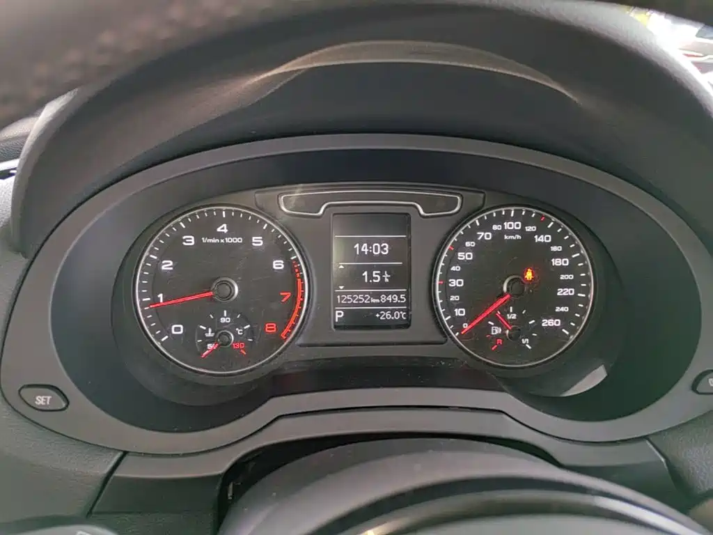 Audi Q3 — миниатюра 12