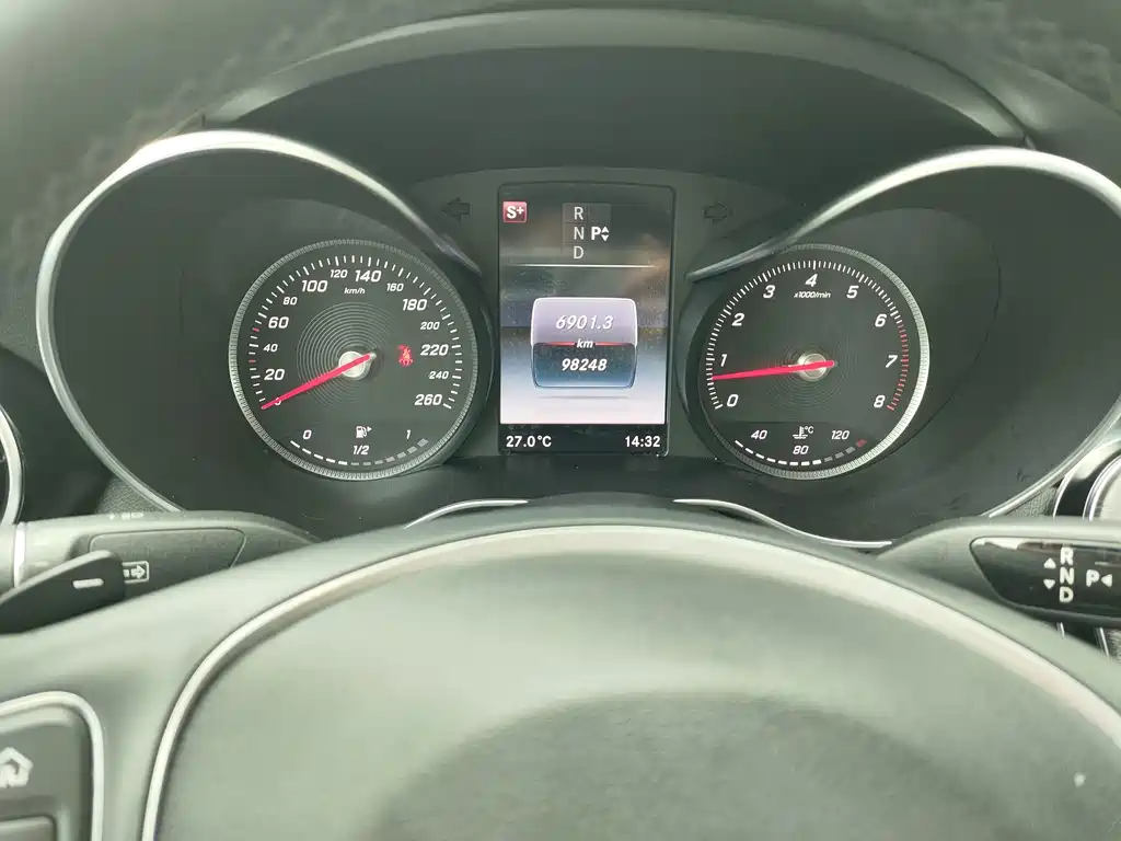 Mercedes-Benz C-Class — миниатюра 8