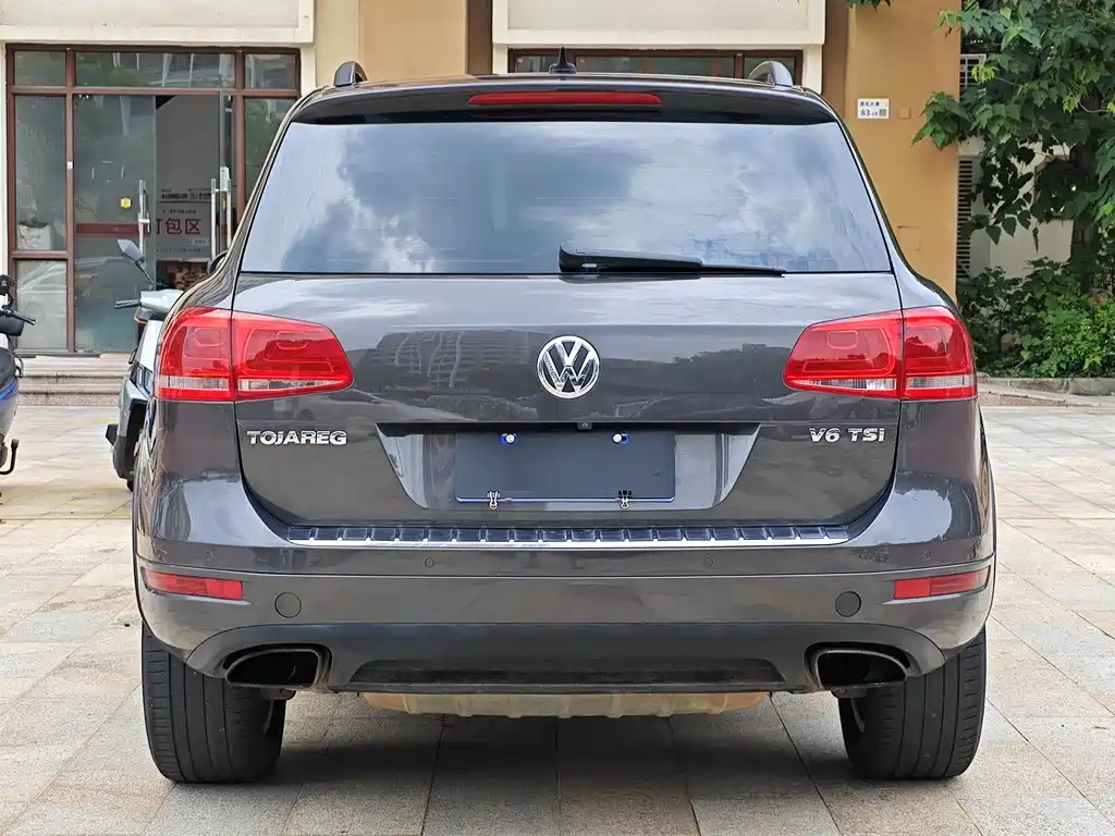 Volkswagen Touareg 2012 R-Line