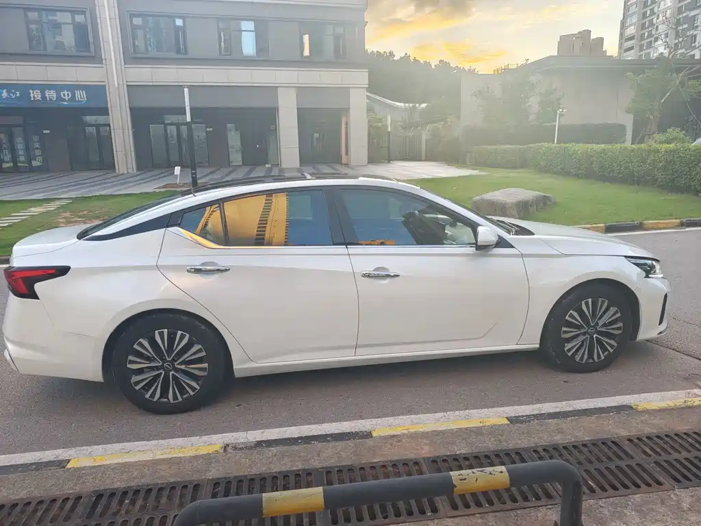 Nissan Teana — миниатюра 8