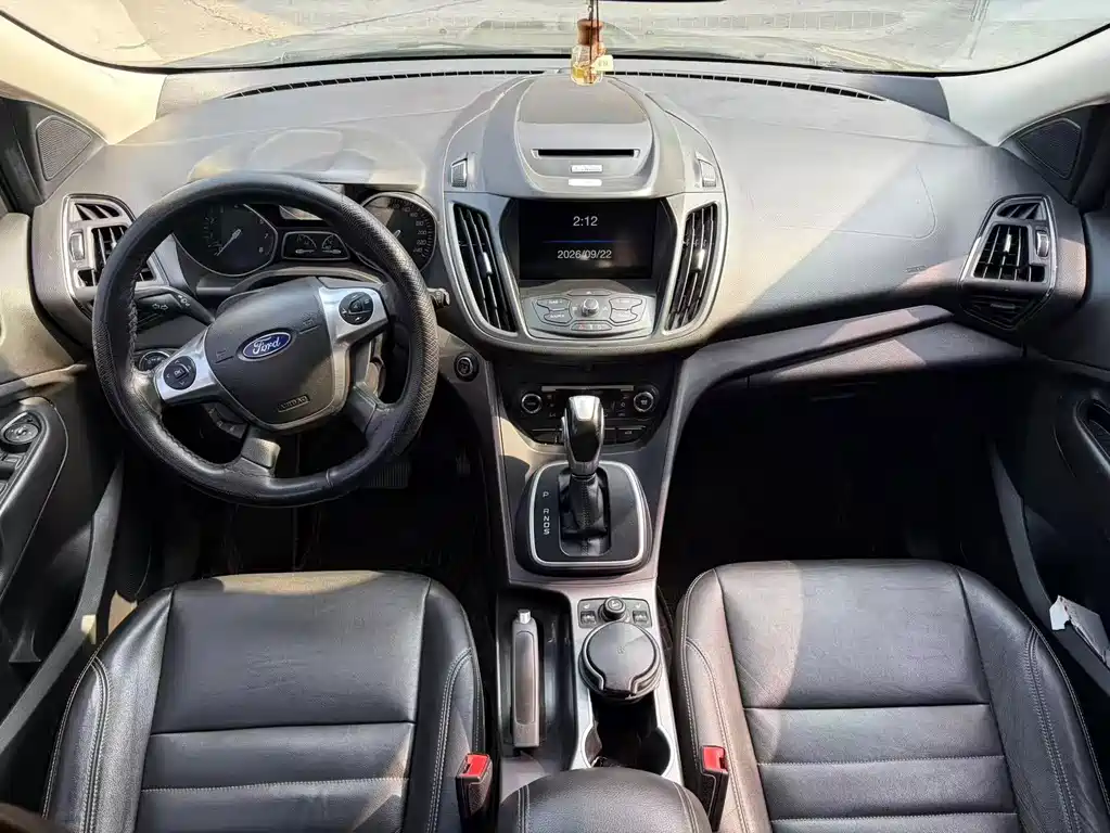 Ford Kuga — миниатюра 5