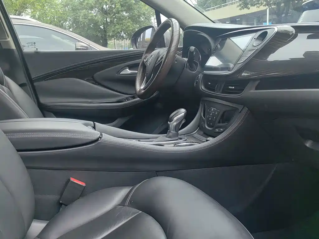 Buick Envision Plus — миниатюра 12