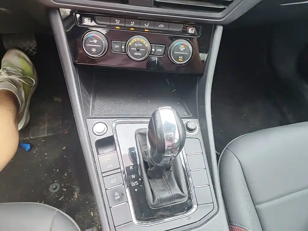 Volkswagen Bora — миниатюра 14