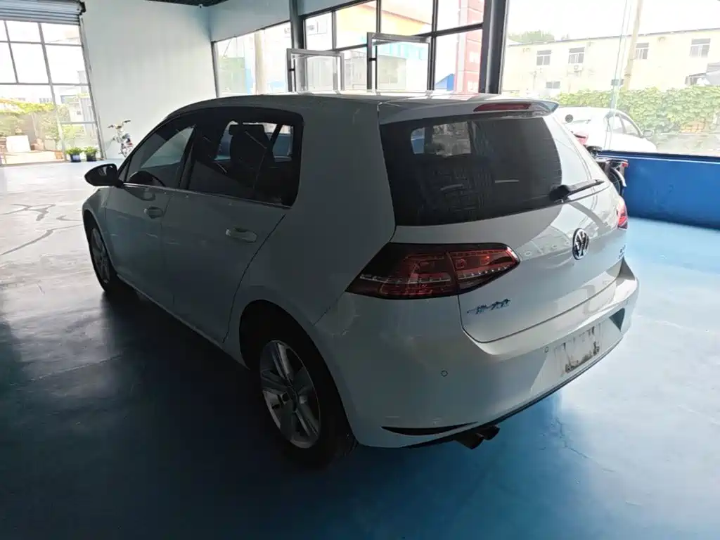 Volkswagen Golf — миниатюра 5