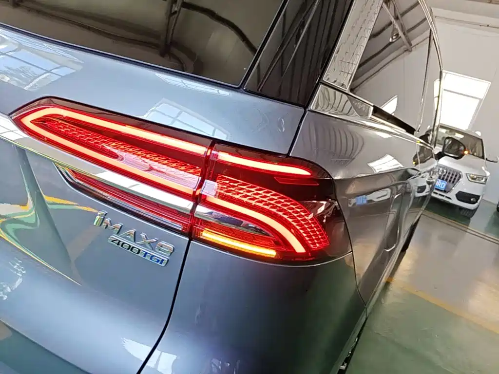 Roewe iMAX8 — миниатюра 8