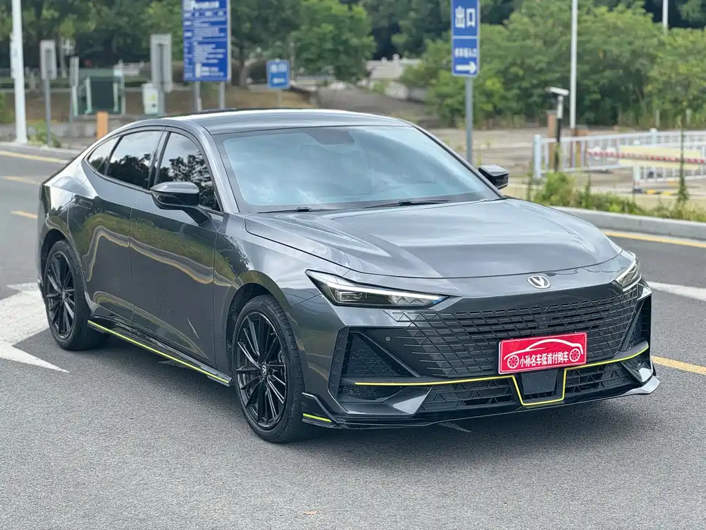 Changan UNI-V — миниатюра 3
