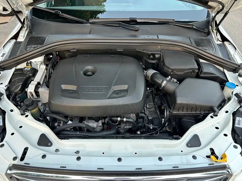 Volvo XC60 — миниатюра 20