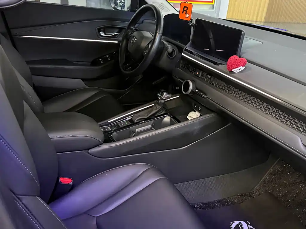 Honda Accord — миниатюра 13