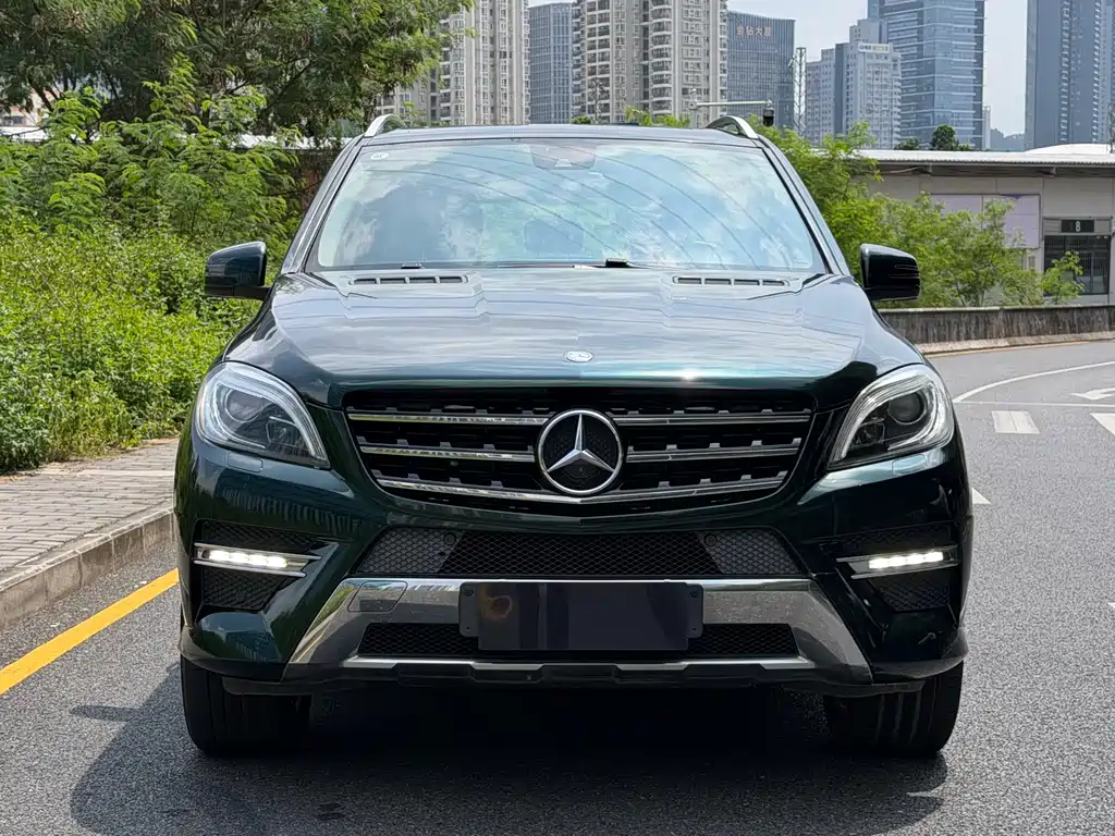 Mercedes-Benz M-Class — миниатюра 2