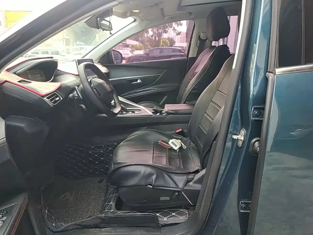 Peugeot 5008 — миниатюра 15