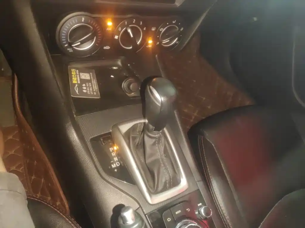 Mazda 3 Axela — миниатюра 14