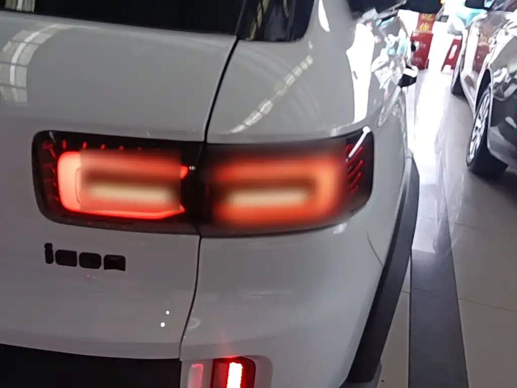Geely Cowboy — миниатюра 8