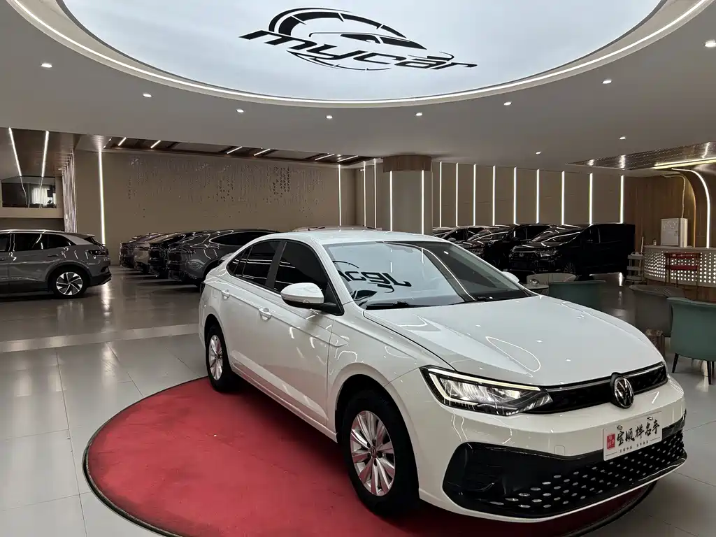 Volkswagen Lavida — миниатюра 3
