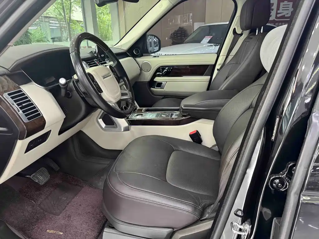 Land Rover Range Rover — миниатюра 5
