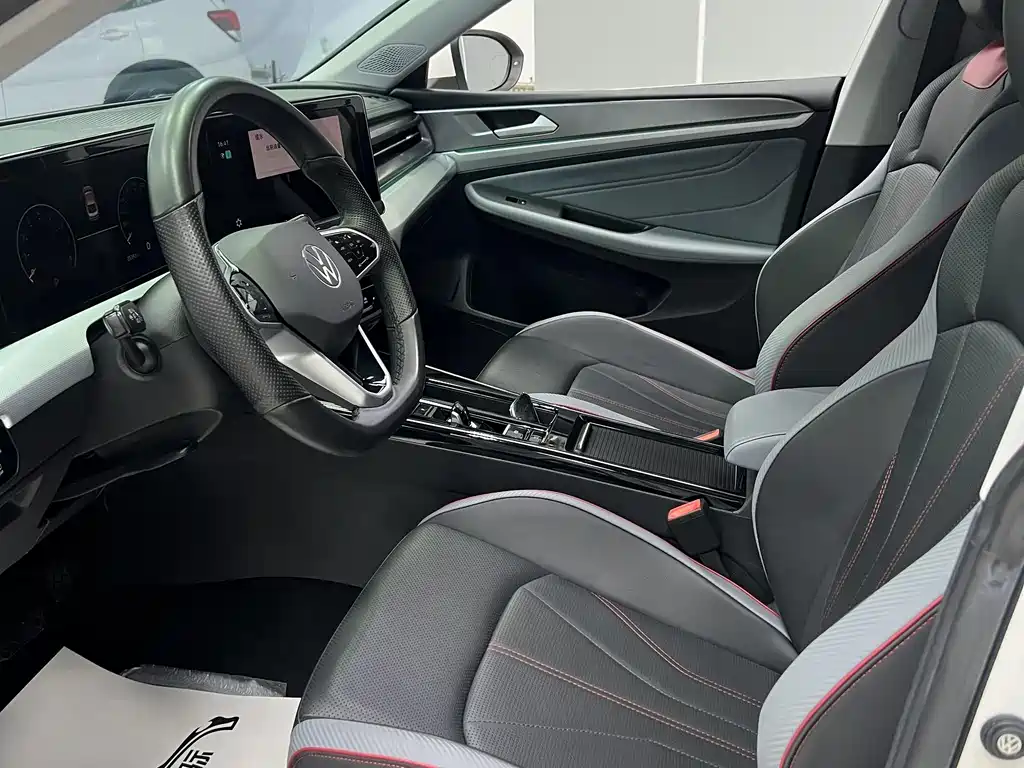 Volkswagen Lamando 2022 Lamando L 280TSI DSG Cool Hot Edition