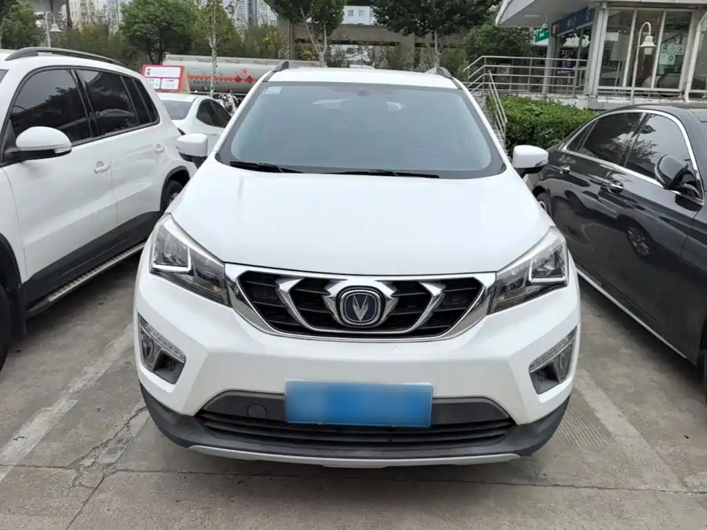 Changan CS15 — миниатюра 3