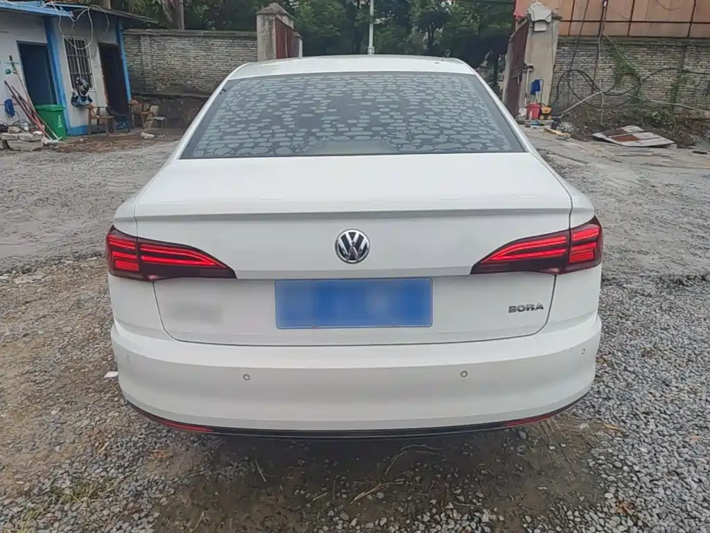 Volkswagen Bora — миниатюра 6