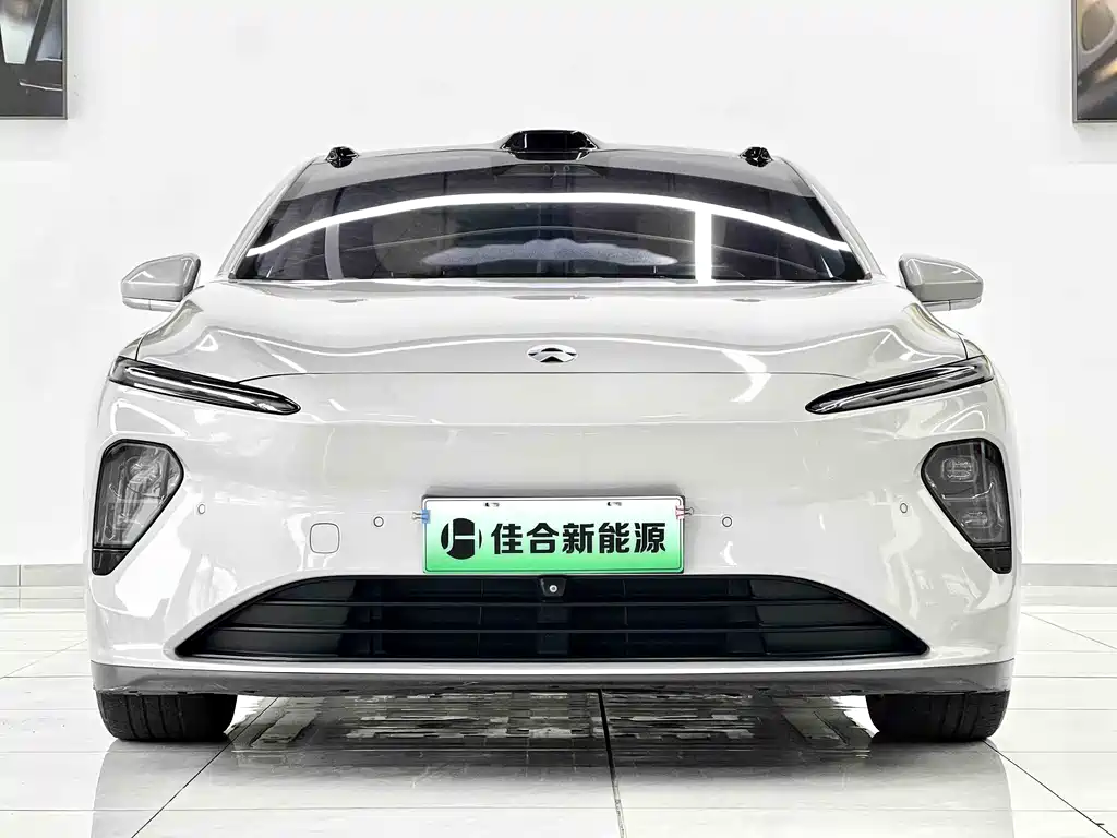 2022 Nio ET7 - zdjęcie 1 z 10