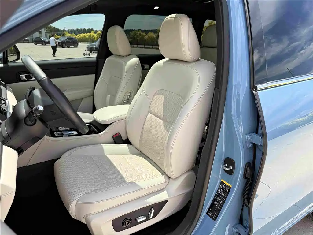 Li Auto ONE 2021 6 мест