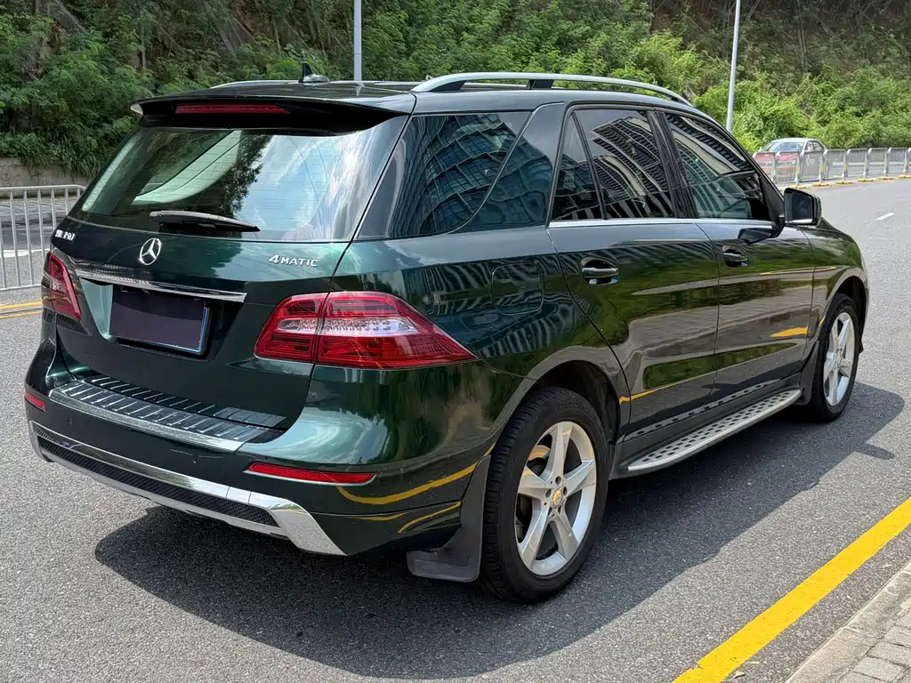 Mercedes-Benz M-Class — миниатюра 8