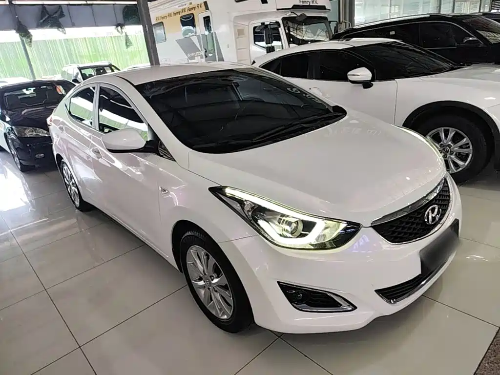 Hyundai Elantra Langdong — миниатюра 4