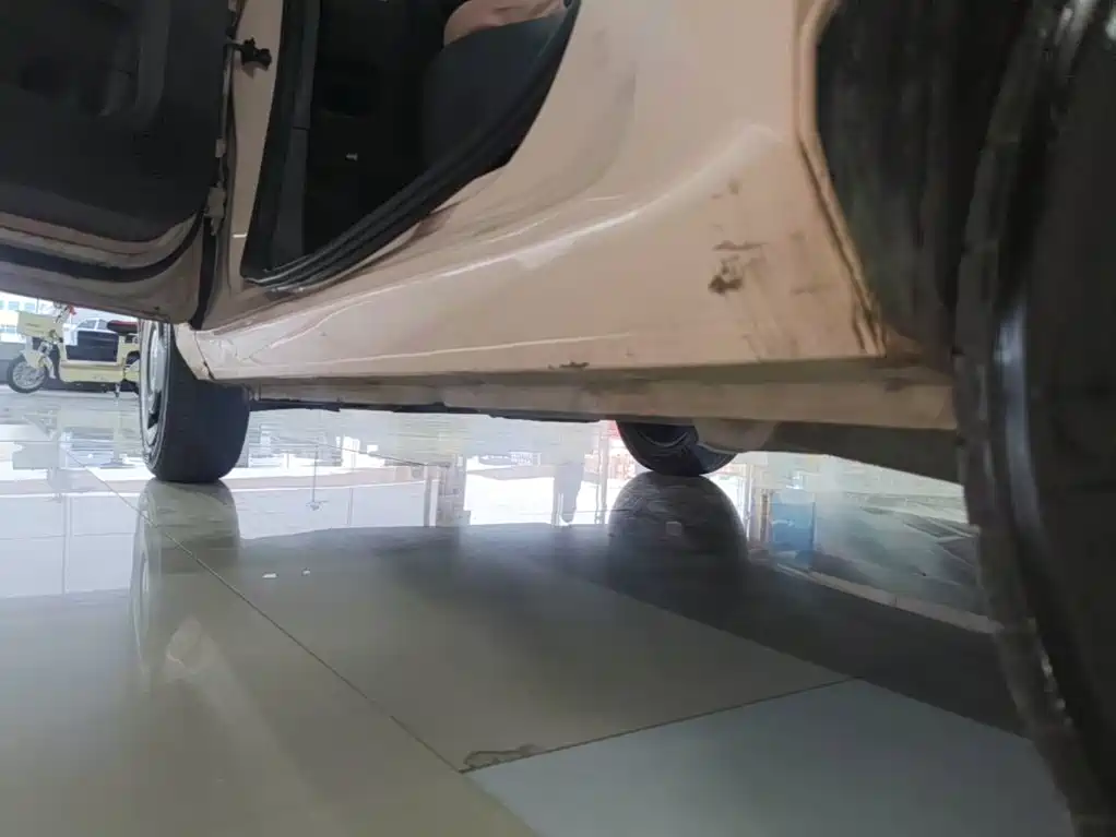 Wuling MINIEV — миниатюра 22