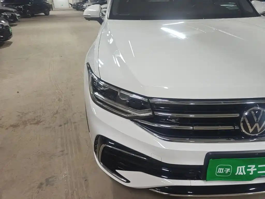 Volkswagen Tiguan L — миниатюра 8