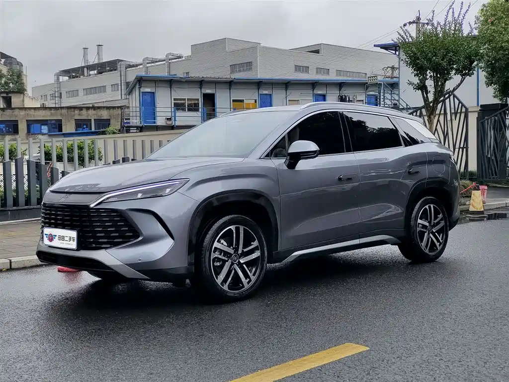 2024 BYD Song EV - zdjęcie 1 z 11