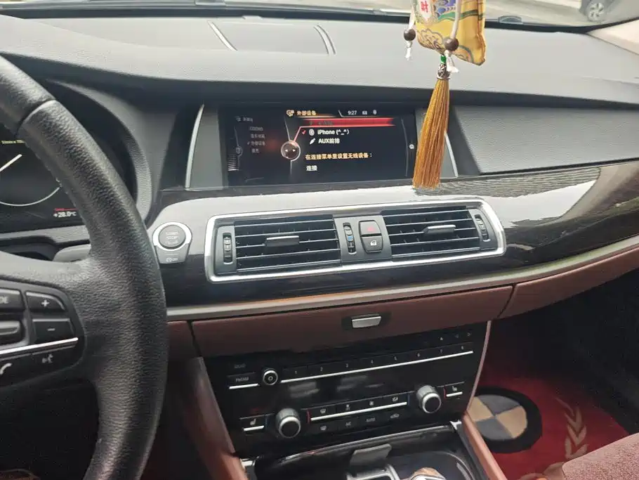 BMW 5 Series GT — миниатюра 13
