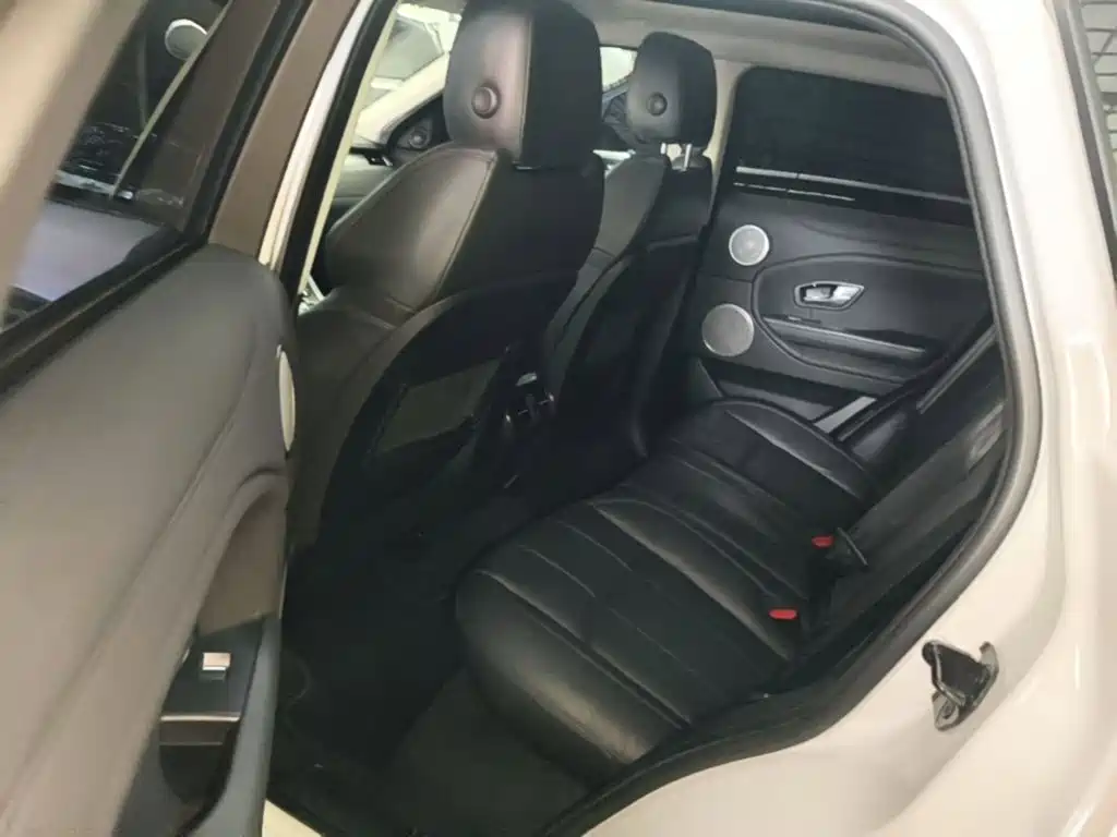 Land Rover Evoque — миниатюра 17