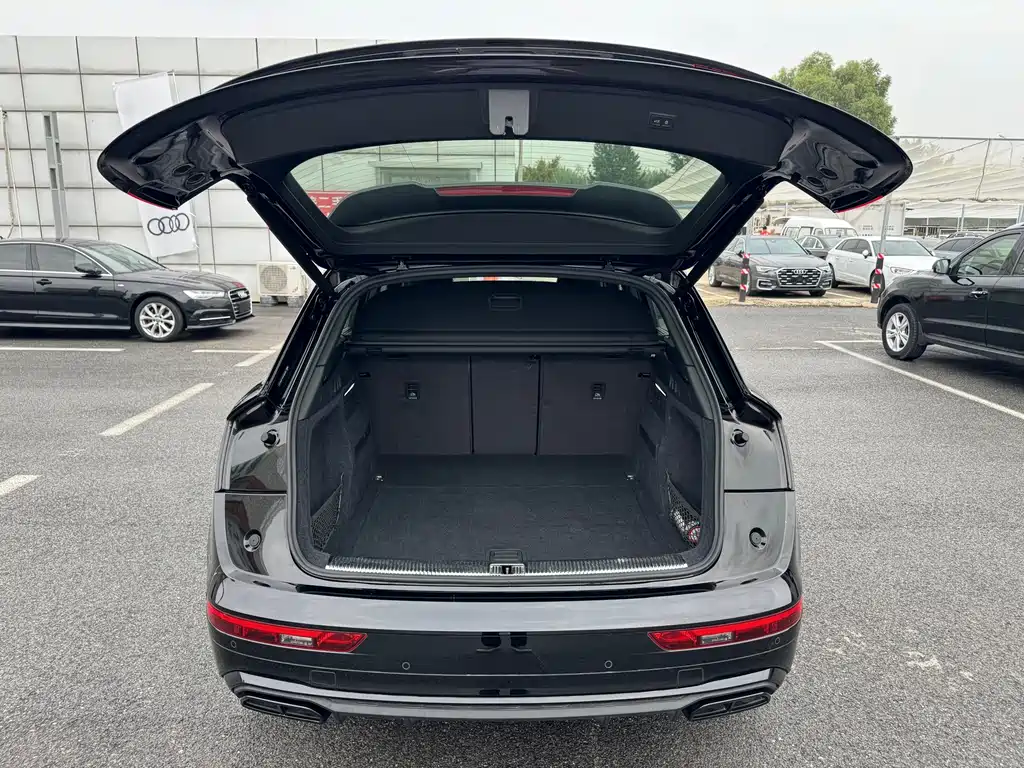 Audi Q5L — миниатюра 8